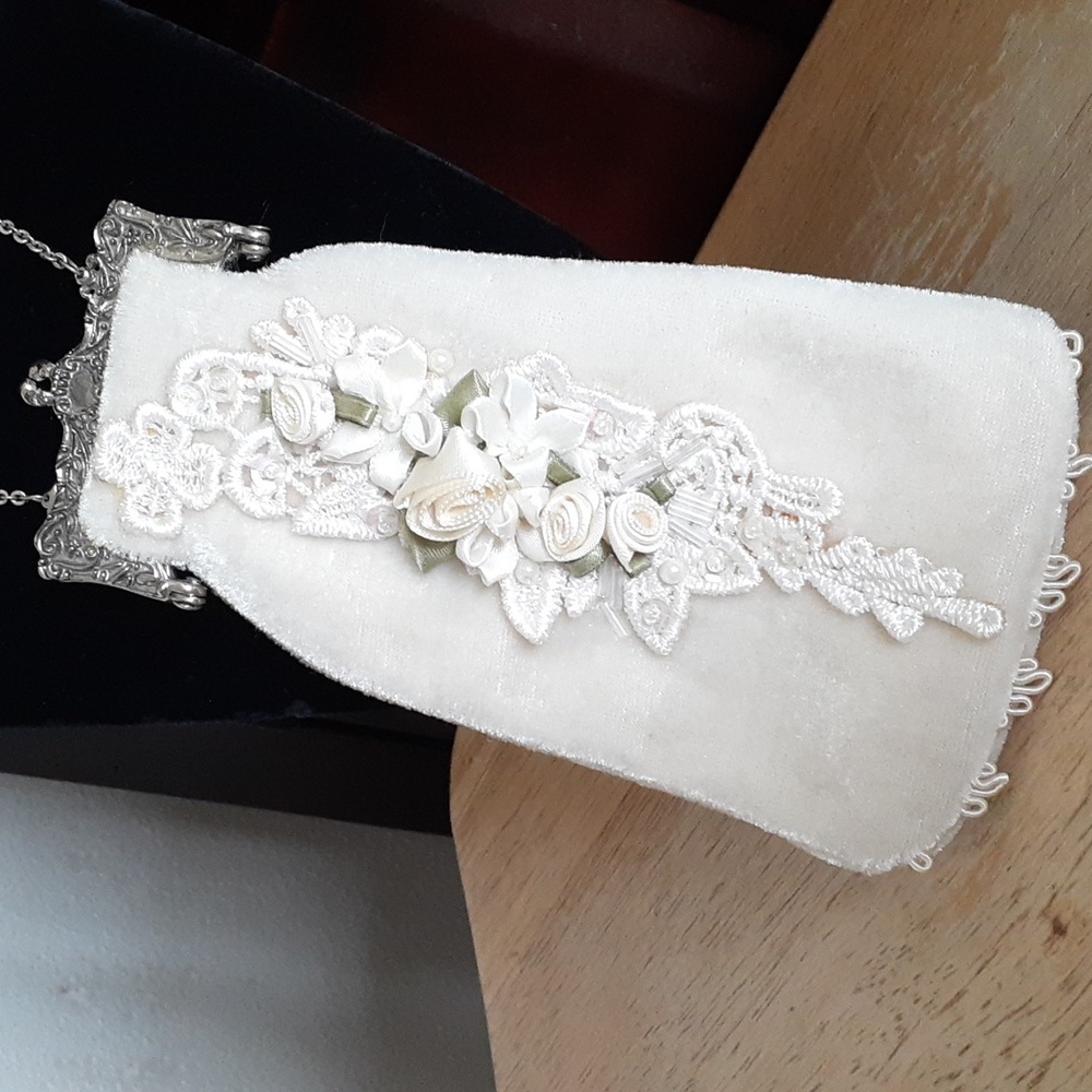 Vintage Floral Coin Purse Evening Bag KK106